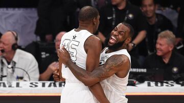 LeBron niega que escribiese a Durant para irse juntos a Lakers