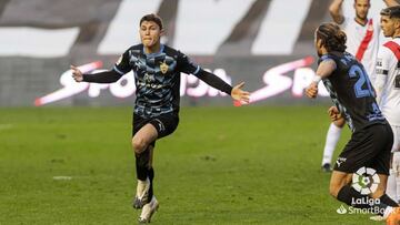 El Almería celebra el gol del triunfo.