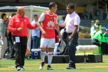 El exjugador que levantó la Copa Libertadores con Atlético Nacional ahora dirige al vigente campeón de la Copa Sudamericana. Fue técnico de La Equidad, Once Caldas y Junior. 