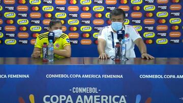 Nelson Abadía habla en rueda de prensa de la Selección Colombia Femenina