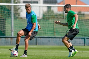 “Ponerse la camiseta del Racing ha sido especial”