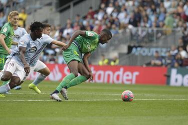 Ødegaard and Isak combine to put Real Sociedad among the leading pack