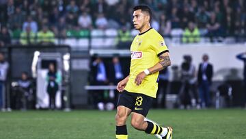 Orbelín Pineda brilla en Grecia y acerca al AEK Atenas al liderato