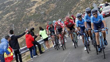 Movistar Team, durante la carrera.