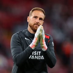 Oblak, por delante de Casillas ya en la historia de los derbis
