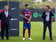Joao Cancelo durante su presentación con el Barcelona en 2023.