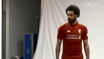 Salah, protagonista de la presentación de la camiseta 18/19