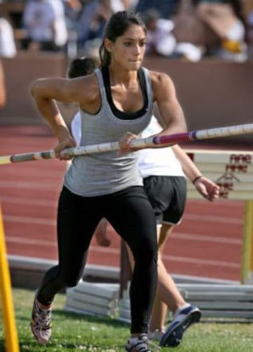 Allison Stokke