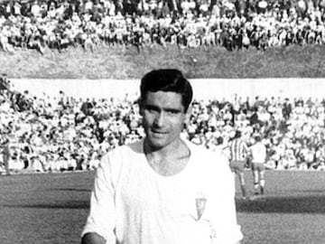 El 27/12/1964 se enfrenta el Atlético de Madrid y en Zaragoza en la Romareda, una entrada de Cortizo da con Collar por tierra y tiene que ser retirado en camilla con una fractura de tibia