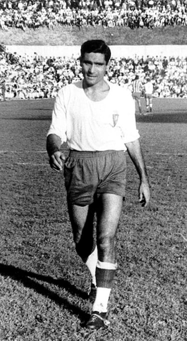 El 27 de diciembre de 1964 se enfrentaban el Real Zaragoza y el Atlético de Madrid en la Romareda. Una entrada de Cortizo da con Collar por tierra y tiene que ser retirado en camilla con una fractura de tibia.