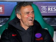 Paris Saint-Germain's Spanish headcoach Luis Enrique laughs before the UEFA Champions League league phase day 7 football match between Sporting CP and Paris Saint Germain at Jose Alvalade stadium in Lisbon on January 20, 2026. (Photo by FILIPE AMORIM / AFP)