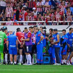 Se reportan primeros dos refuerzos de Chivas