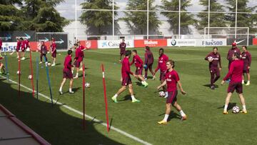 El Atlético se entrenó sin Juanfran ni Vrsaljko, lesionados