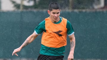 Jorman Campuzano en un entrenamiento de Giresunspor.