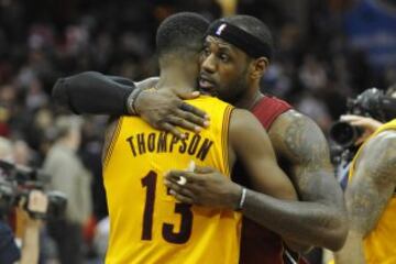 LeBron James y Tristan Thompson.