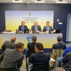 Vizcaíno seguirá presidiendo el Cádiz seis años más