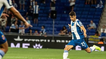 Football: UEFA Europa League - RCD Espanyol v FC Zorya Luhansk
Marc Roca, #21 of RCD Espanyol during the UEFA Europa League Play-Off, 1nd leg match between RCD Espanyol and FC Zorya Luhansk at RCDE Stadium, in Barcelona, Spain. August 22, 2019.
22