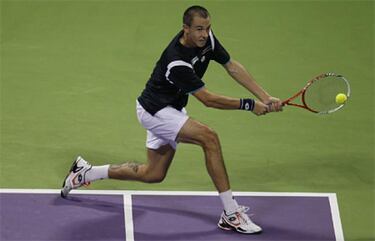 “Stepanek encadena a la perfección el saque y la volea”