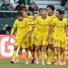 El Girona vuela con viento a favor