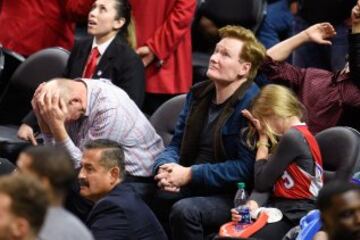 Steve Ballmer, el presentador de televisión Conan O'Brien y Neve O'Brien.