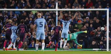 De Bruyne's free-kick flies home.