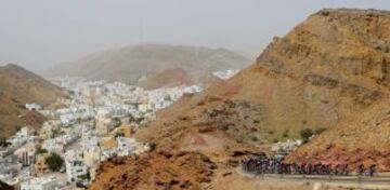 Última etapa de 133.5 km entre Oman Air y Matrah Corniche con victoria final del ciclista español Rafael Valls.