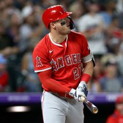 La inusual petición del aficionado que atrapó el home run 400 de Mike Trout