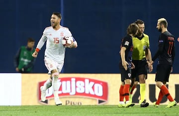 Sergio Ramos puso el 2-2 de penalti.