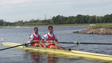 Jaime Lara, Marco Sardelli y Tom&aacute;s Jurado acabaron este viernes sextos y &uacute;ltimos en la final A de Dos con timonel de los Campeonatos del Mundo de remo.