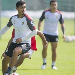 Chivas enmudece en el caso Alanís