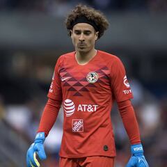 Inusual zona mixta de Guillermo Ochoa posterior a la derrota
