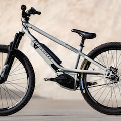 Lanzan la primera e-MTB de Dirt Jump