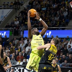 El Hiopos Lleida da la campanada en Tenerife