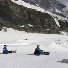 Regino Hernández y Lucas Eguibar vuelven a la carga