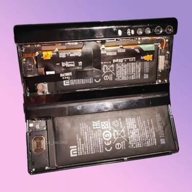 Este iba a ser el diseño del primer teléfono plegable de Xiaomi. ¿Acertaron con el cambio?