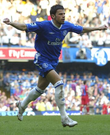 El delantero de Chelsea fue campeón de la Premier League 2004 - 2005.