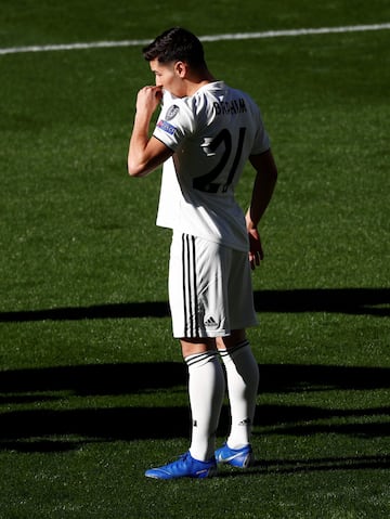 Soccer Football - Real Madrid - Brahim Diaz Presentation - Santiago Bernabeu, Madrid, Spain - January 7, 2019 Real Madrid's Brahim Diaz poses on the pitch during the presentation REUTERS/Juan Medina