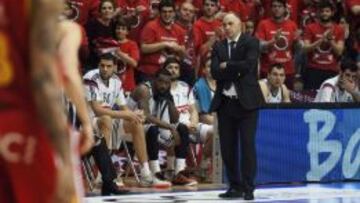 Pablo Laso durante el partido entre el UCAM Murcia y el Real Madrid.