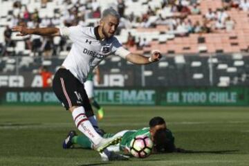 Futbol, Futbol, Colo Colo vs Audax Italiano. 
Segunda fecha, campeonato de Clausura 2016/17.
El jugador de Colo Colo Pedro Morales controla la pelota durante el partido de primera division disputado contra Audax Italiano en el estadio Monumental de Santiago, Chile.
12/02/2017
Felipe Zanca/Photosport
*************

Football, Colo Colo vs Audax Italiano.   Second date, Closure Championship 2016/17.
Colo Colo's player Pedro Morales controls the ball during the first division football match played against Audax Italiano at the Monumental stadium in Santiago, Chile.
12/02/2017.
Felipe Zanca/Photosport