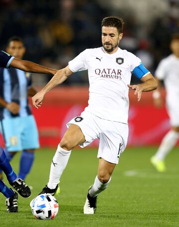 El exfutbolista del Atlético, de 37 años, anunció que cuelga las botas unos meses después de dejar el Al Sadd.