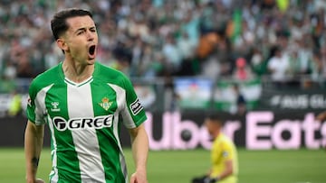 Álvaro Fidalgo se estrena a lo grande con el Betis