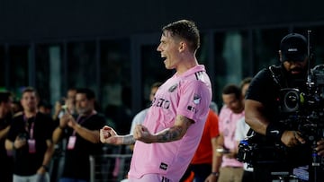 El delantero de Inter Miami, Robert Taylor, sorprendió a todos después de disfrazarse del guardaespaldas de Messi para Halloween.