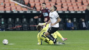 20/02/21 PAPRTIDO PRMERA DIVISION 
 VALENCIA CF - CELTA DE VIGO 
 TARJETA ROJA EXPULSION RUBEN BLANCO  REVISION VAR 
 JGUADA DE LA EXPULSOIN CON MAXI GOMEZ