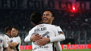 Futbol, Colo Colo vs Internacional.
Copa Sudamericana 2022.
El jugador de Colo Colo Pablo Solari, izquierda , celebra su gol contra Internacional durante el partido por los octavos de final de la Copa Sudamericana realizado en el estadio Monumental, Santiago, Chile.
28/06/2022
Jonnathan Oyarzun/Photosport

Football, Colo Colo vs Internacional.
2022 Copa Sudamericana Championship.
Colo Colo’s player Pablo Solari, left, celebrates his goal against Internacional during match round of 16 of Copa Sudamericana championship held at Monumental stadium in Santiago, Chile.
06/28/2022
Jonnathan Oyarzun/Photosport