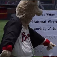 Mascota de Braves se hace millonaria gracias a Bryce Harper
