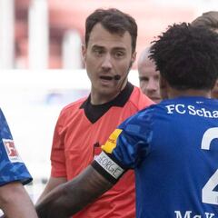 McKennie no teme sanciones y seguirá honrando a Floyd