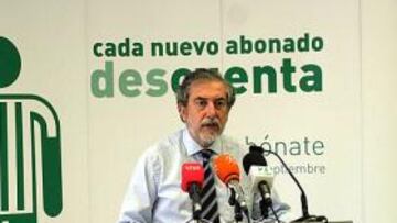José Miguel Salinas presentado la campaña de abonados