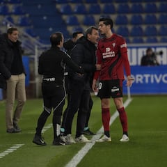 Jesús Galván: “Nos ha podido un poco la precipitación o la tensión del derbi”