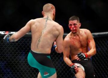 La sangrienta revancha de Conor McGregor que hace historia