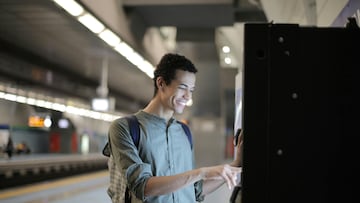 Sin pedirle nunca ninguna compensación, día tras día el usuario se desviaba de su camino habitual 8 kilómetros para hacerle un favor a su amigo y dejarle en su casa.